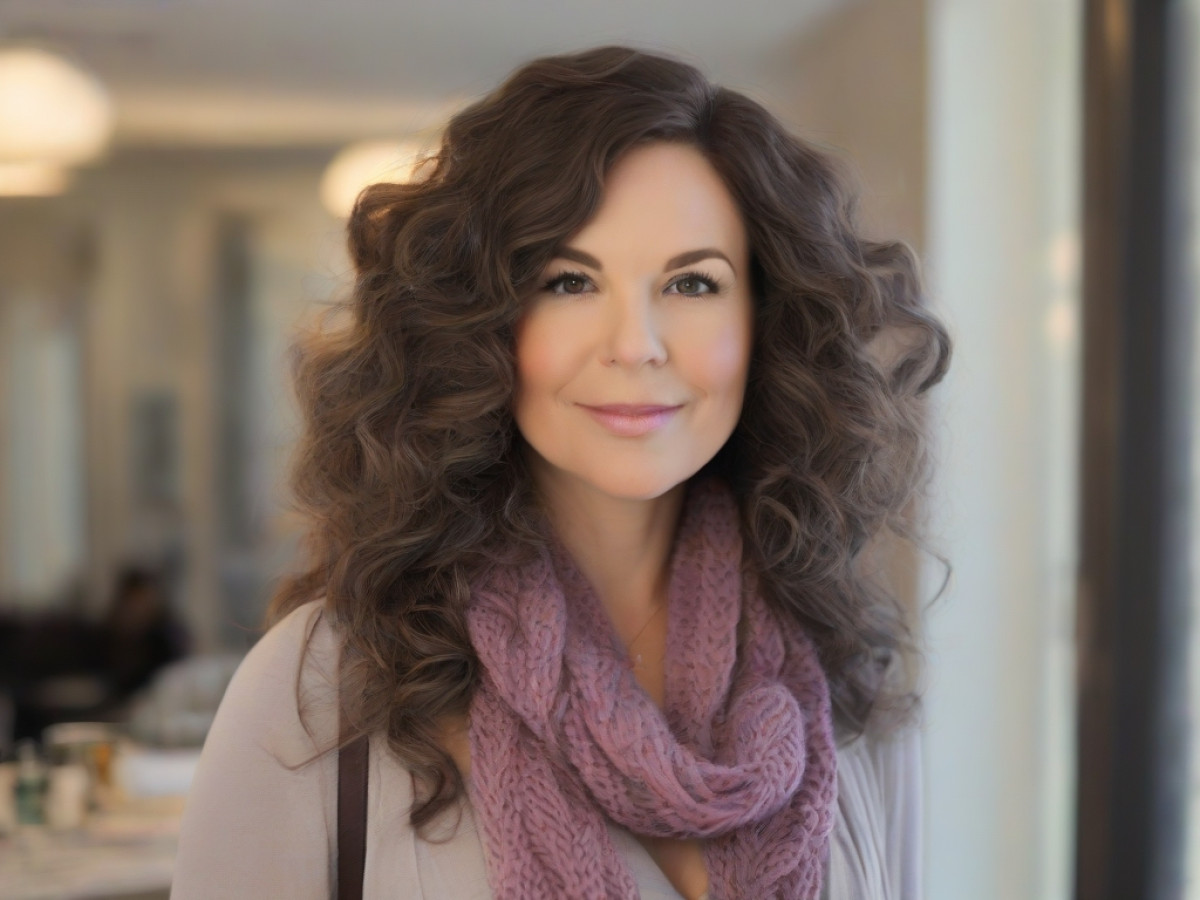 Graciela Mayer, Lead Beauty Writer