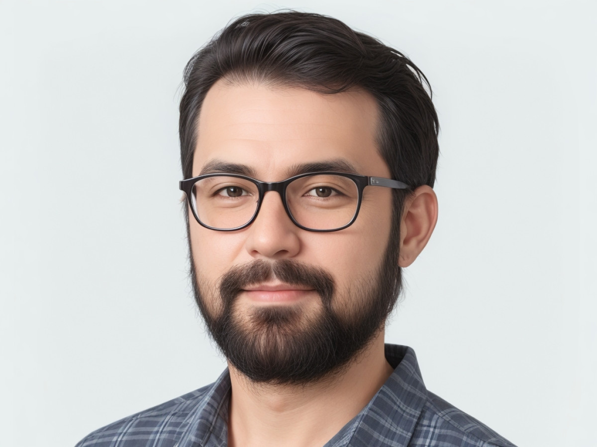 Ignacio Volkman, Lead Personal Finance Writer