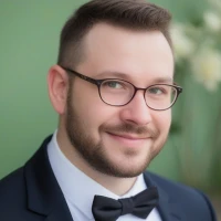 Kennith McClure, Groom Dress Writer