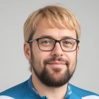 Logan Kemmer, Senior Writer