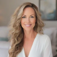 Mozell Olson, Senior Wellness Writer