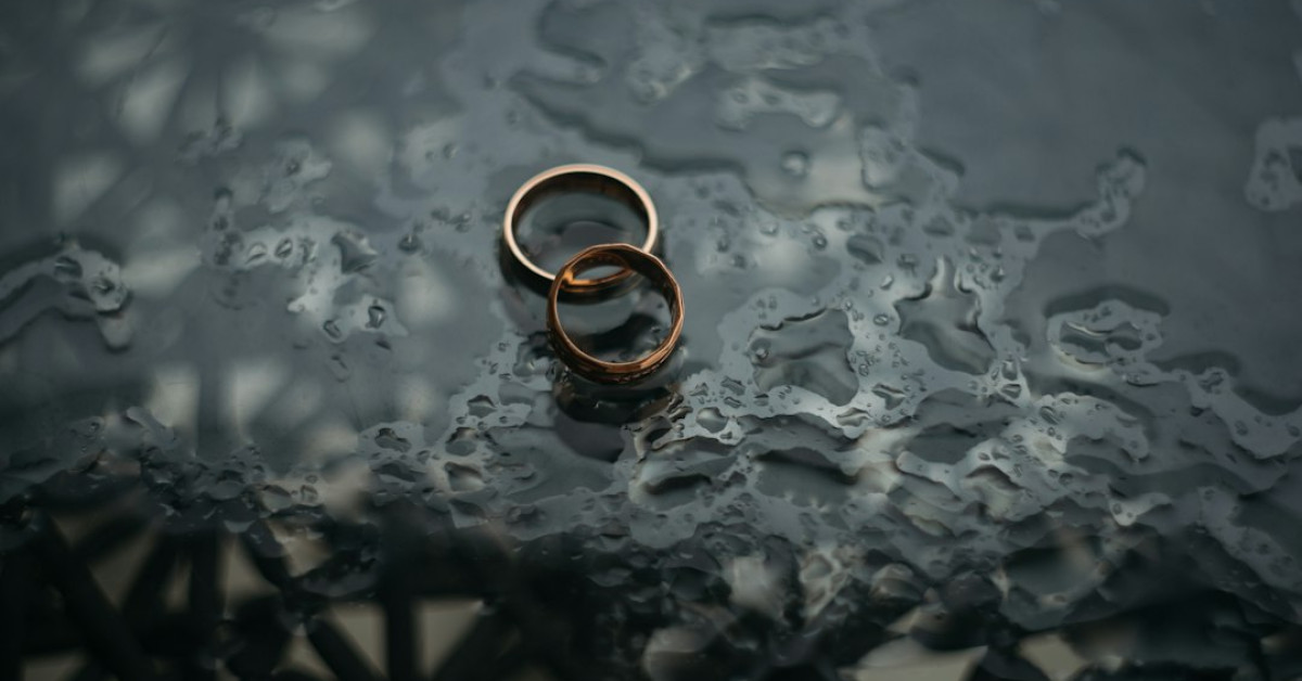 Stunning 35th Anniversary Diamond Rings Collection