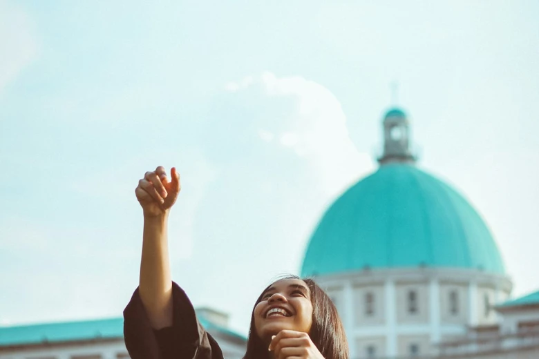 10. Thank You Notes to Principal for Graduation Support 100+ Heartfelt Thank You Notes to Principal Messages: Express Your Gratitude