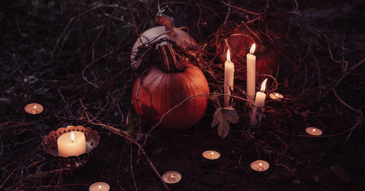 Halloween date ideas for a hauntingly romantic experience