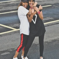 Happy Friends Anniversary Greeting Card with Hearts Happy Friends Anniversary Greeting Card with Hearts