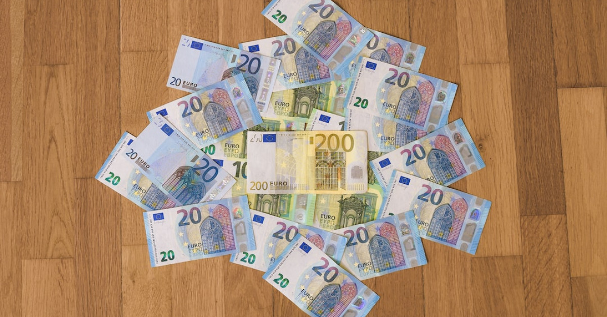 Festive Merry Christmas & Happy New Year Wishes Image