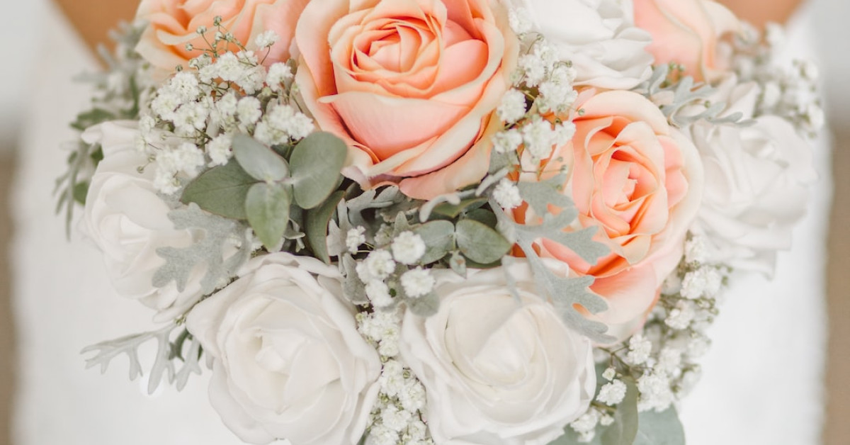 Amanda Balionis at her golf-themed wedding.