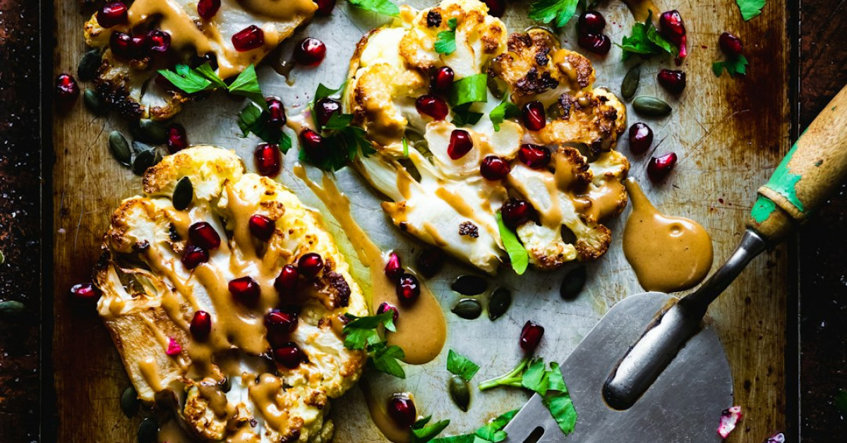 Dogs with oranges: myths about citrus in canine diets.