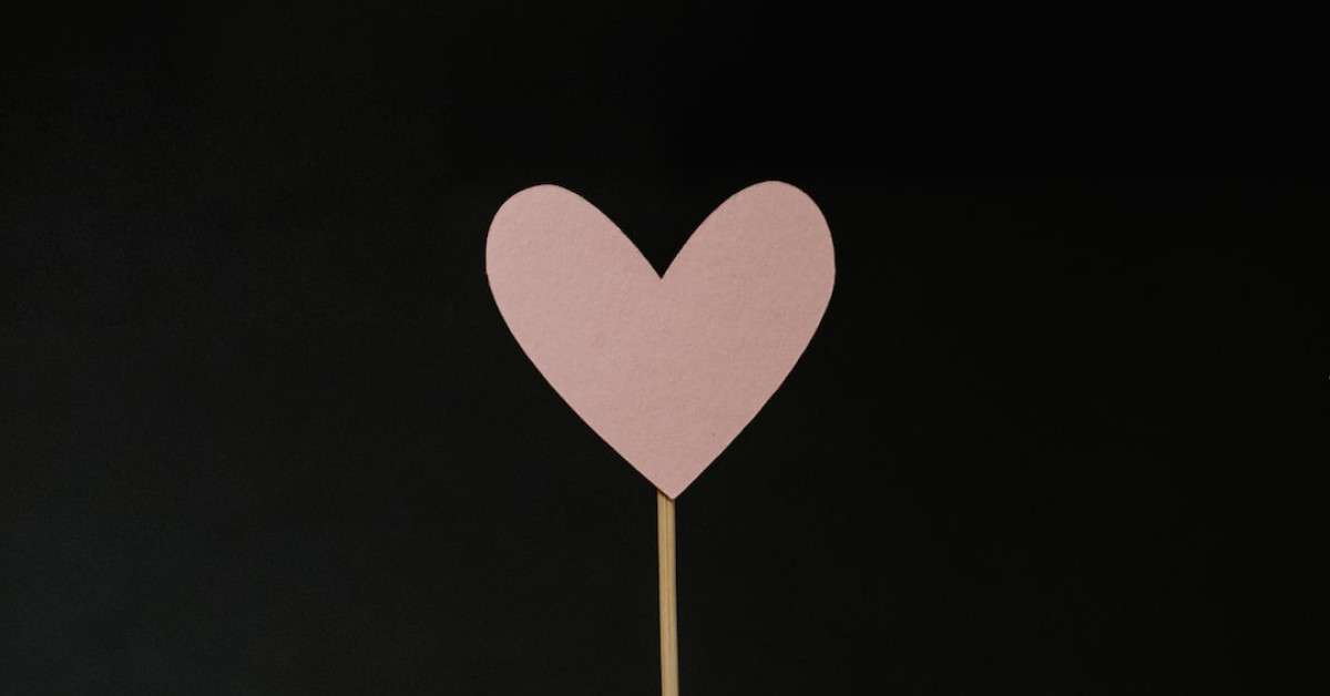 Happy anniversary wishes text for loving husband with hearts