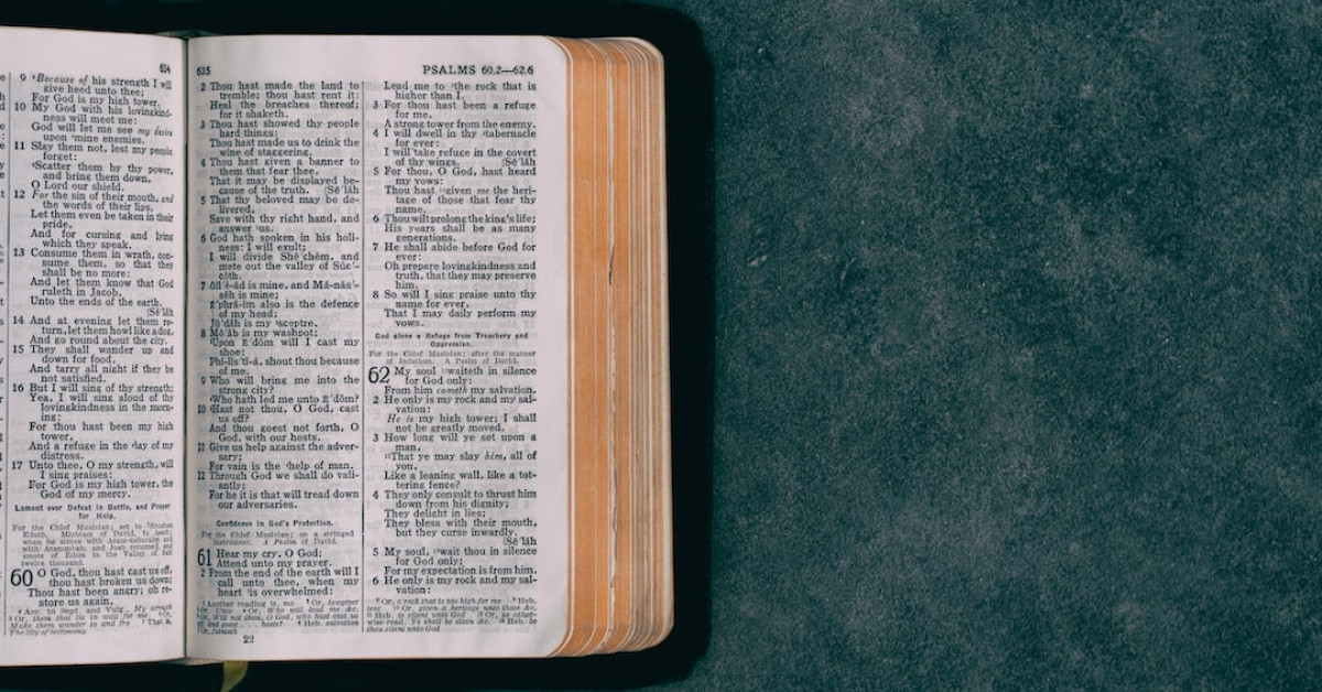 Inspirational Bible quotes for strength and comfort on a journey.