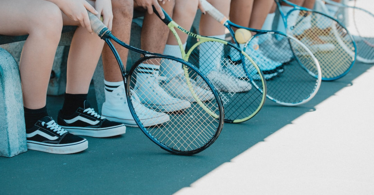 Top 2024 Large Vans Comparison and Buyer's Guide