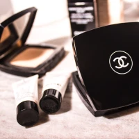 Premium foundations for flawless, glowing skin. Premium foundations for flawless, glowing skin.