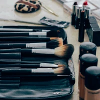 Top 10 Foundations Guide for Perfect Complexion Top 10 Foundations Guide for Perfect Complexion