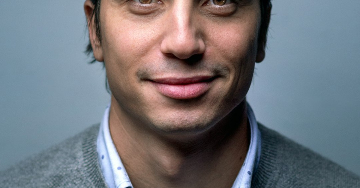 Man surviving harrowing face-split diving accident.