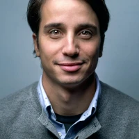 Man surviving harrowing face-split diving accident. Man surviving harrowing face-split diving accident.