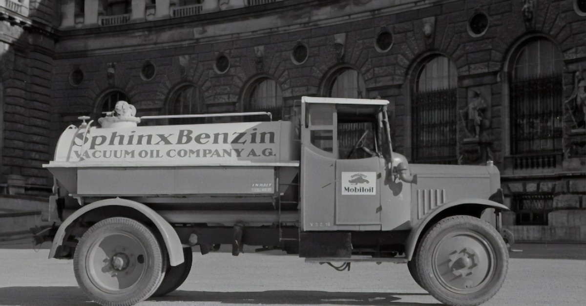 EBoost Super Fuel morning energy drink with nutrition boost.