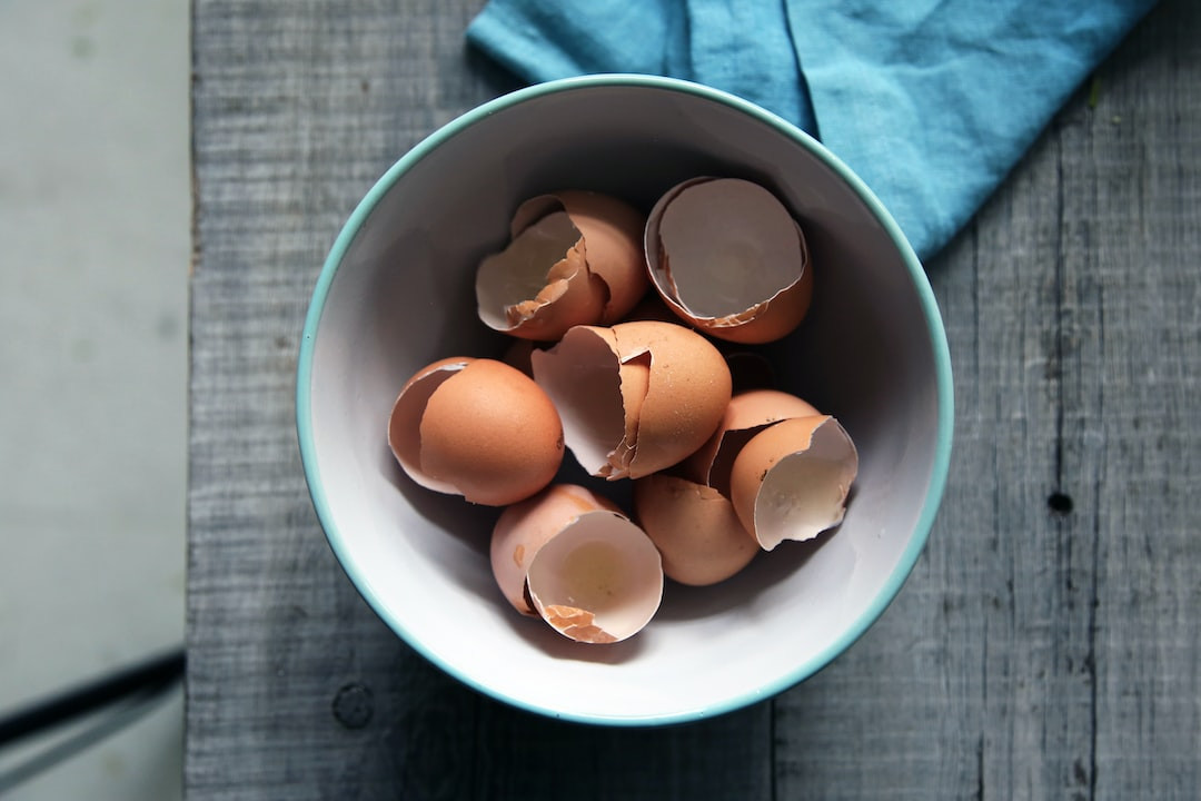 Quality replacement bowls for Crock-Pot on wooden surface.