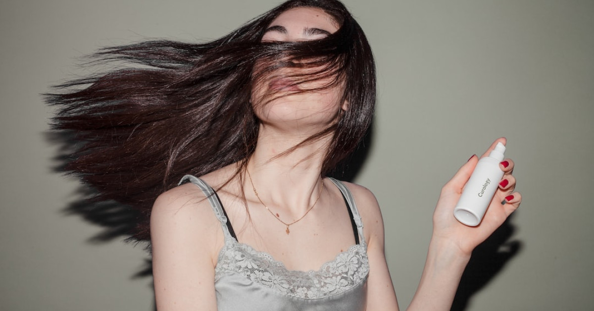 Top 10 Conditioners for Dry Hair Guide Cover Image.