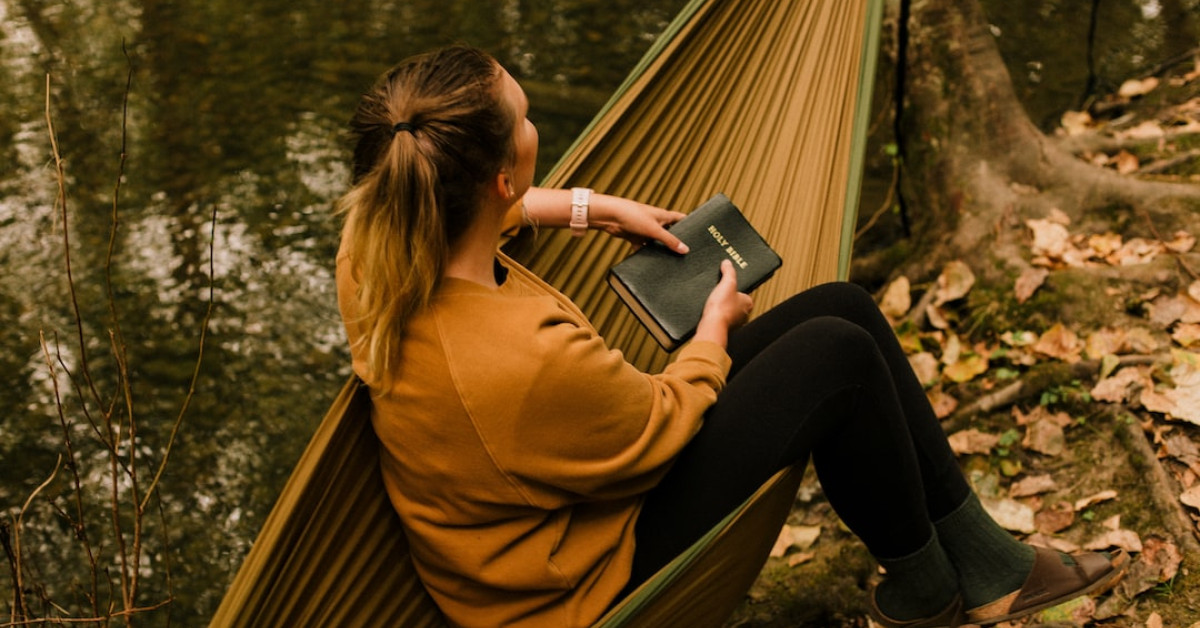 Embark on a self-exploration journey through diving for spiritual connection and positive mindset.