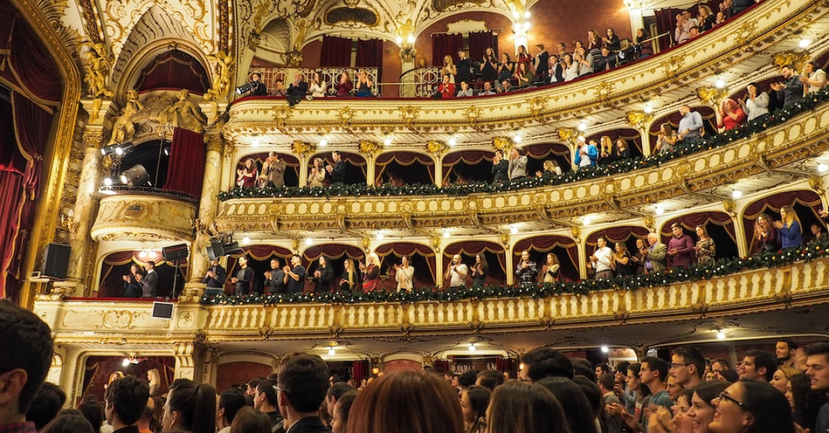 Minskoff Theatre seating overview for Broadway show experience.