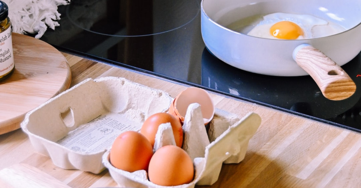 Deconstructed egg rolls bowl, a comforting savory dish close-up.