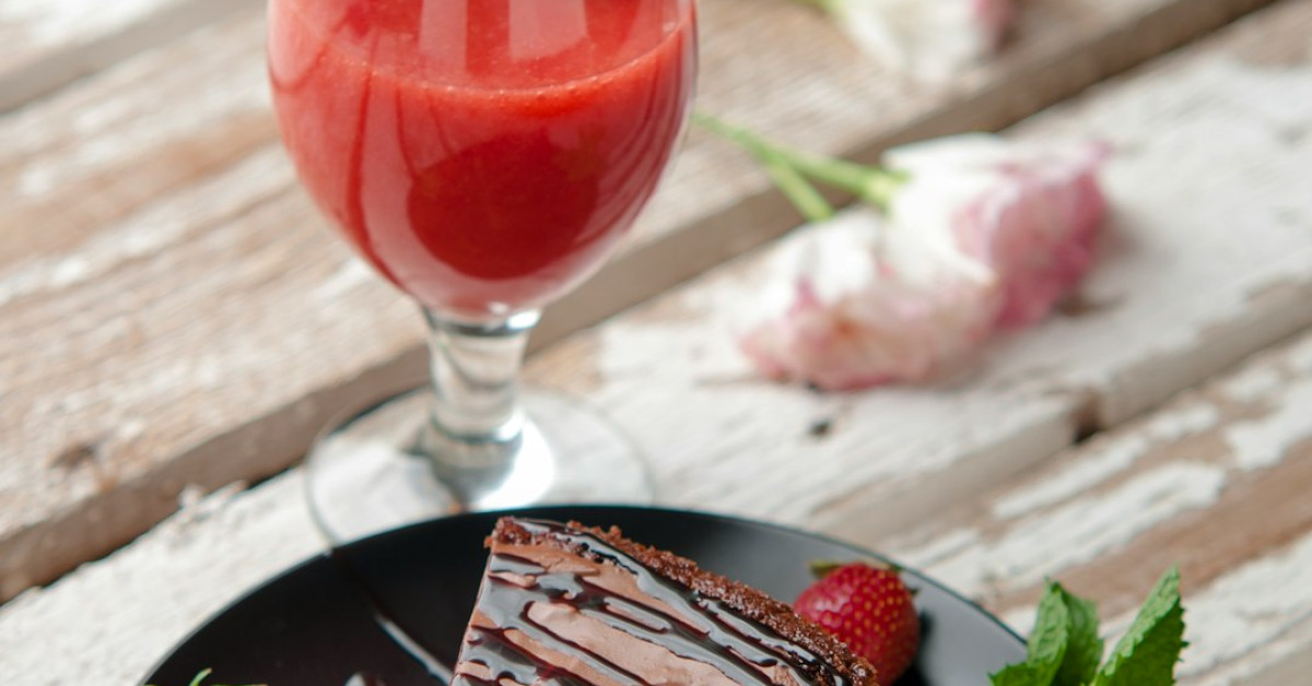 Starbucks cake pop nutrition and calorie information.