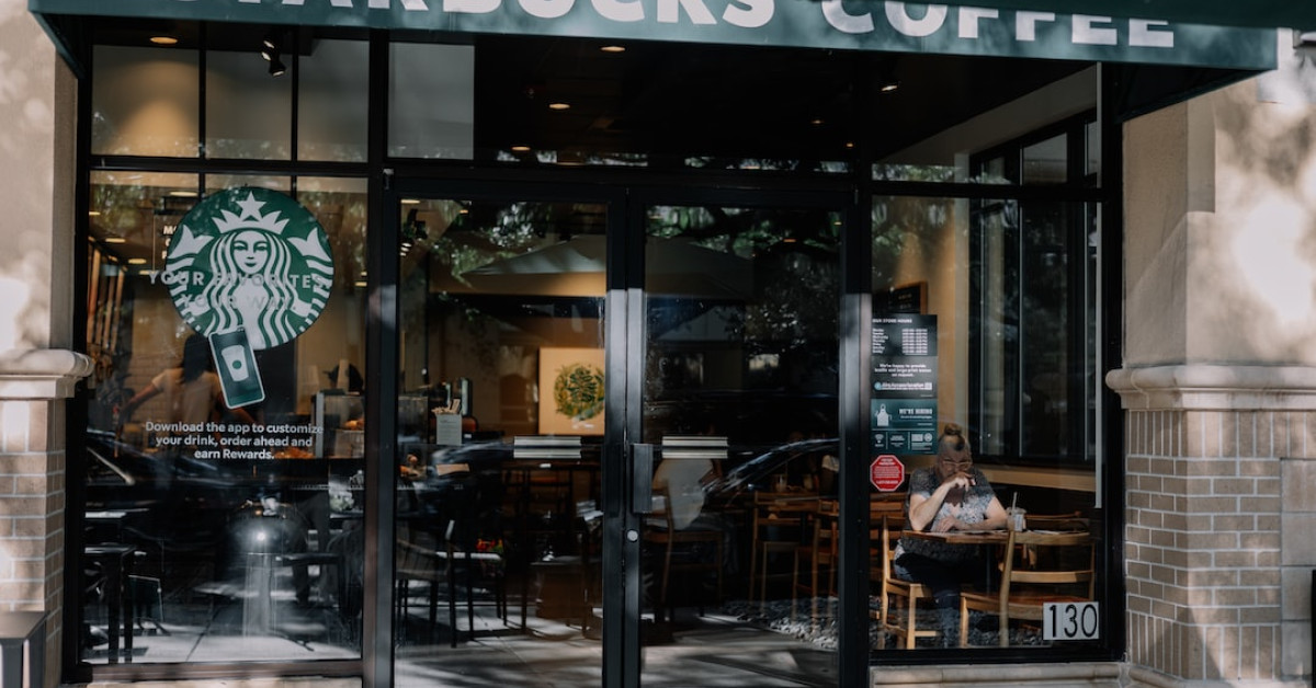 Top 5 Low-Caffeine Starbucks Drinks for Coffee Enthusiasts