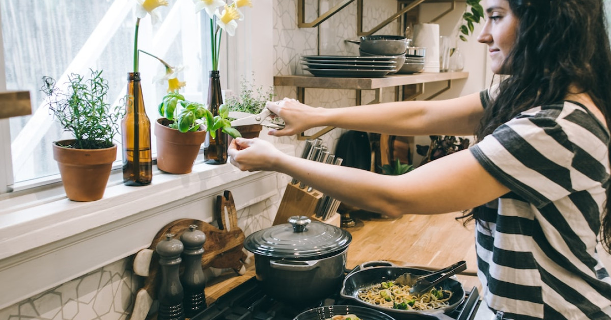 Step-by-step cantaloupe cubing guide