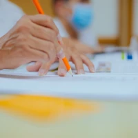 Solving and graphing inequalities tutorial illustration. Solving and graphing inequalities tutorial illustration.