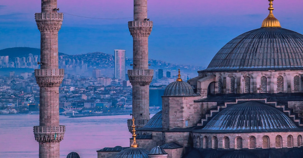 Juicy turkey smash burgers on grill