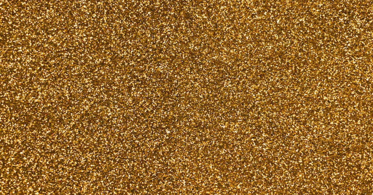 Glitter-filled 'Happy Anniversary' animated gif with sparkling hearts.