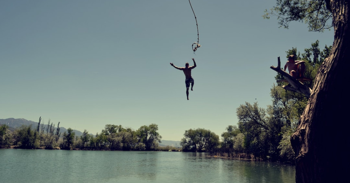 Experience the thrill of freediving for adrenaline enthusiasts.