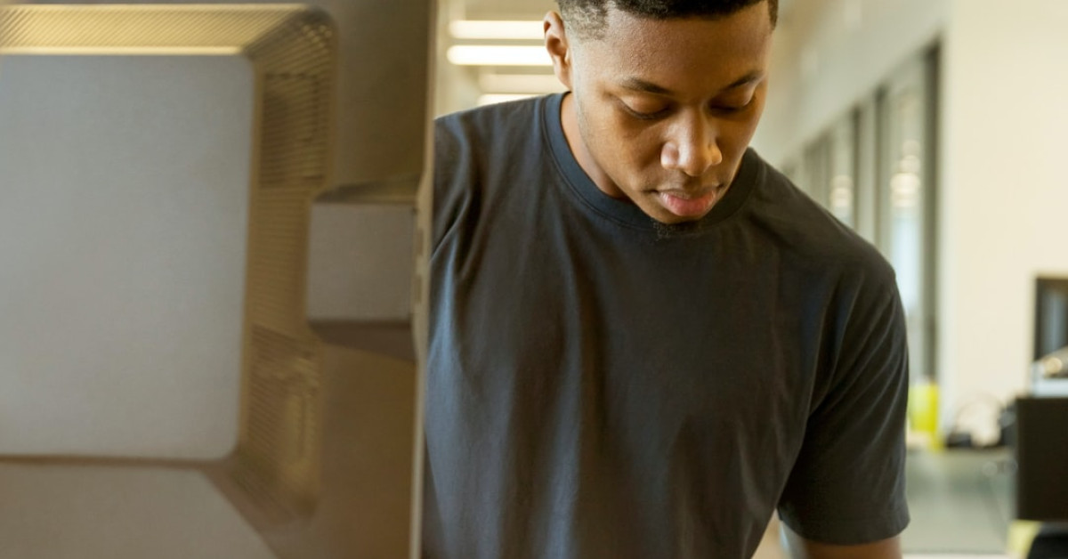 Tesla car wireless charger troubleshooting guide.