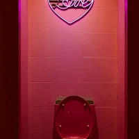 Image: Celebrity gossip and entertainment news from Hollywood Insider Image: Celebrity gossip and entertainment news from Hollywood Insider