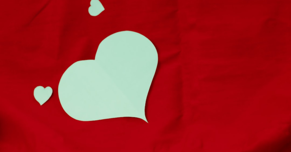 Anniversary logo: Celebrating milestones, building brand image.