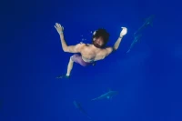 Survivor swims away from underwater Demogorgon monster.