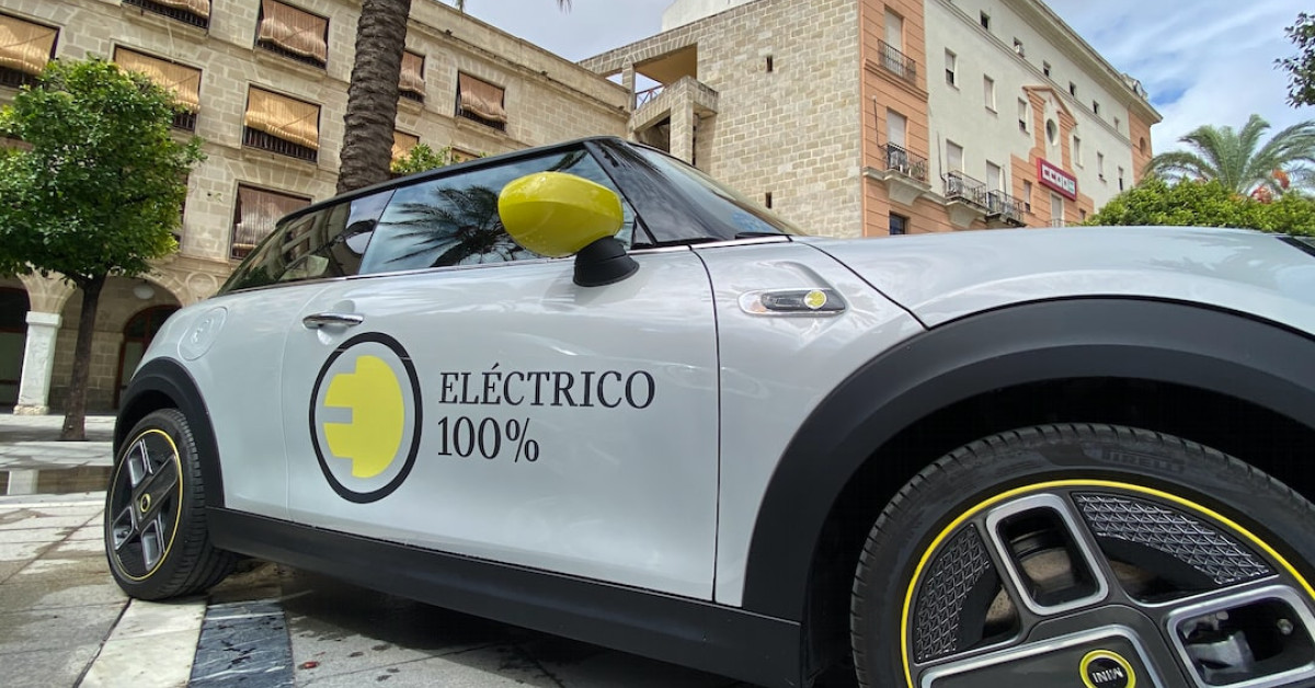 Guide to turning $2,695 into a wealth empire