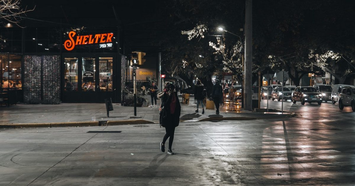 RCN Capital key unlocking house symbolizing real estate investment success.