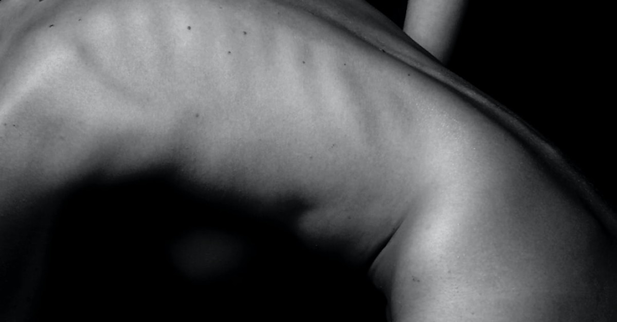 Top 15 concealers for mature skin to enhance radiance.