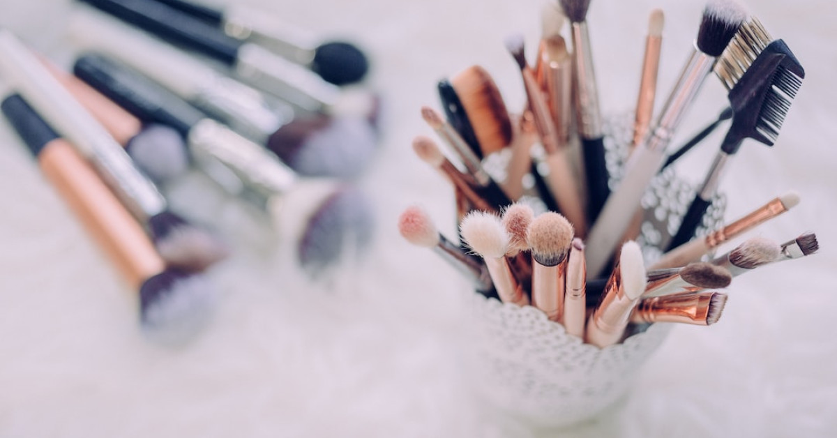 Top-rated makeup cleansers for radiant, glowing skin.