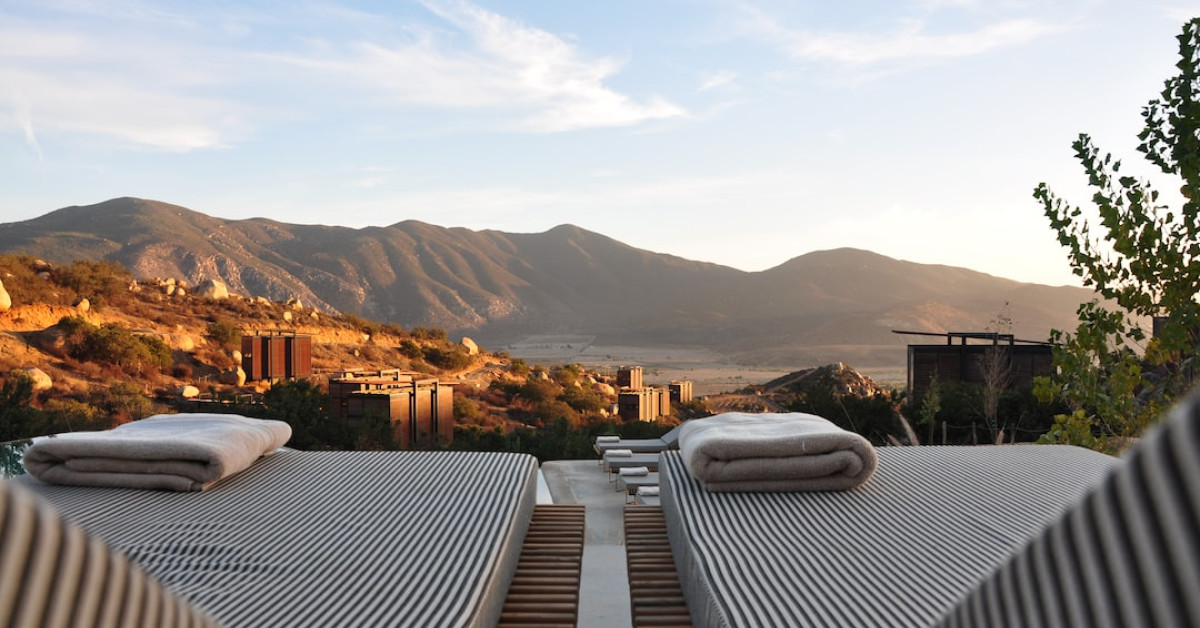 Top Luxury SUVs 2023 - Premium Comfort and Style