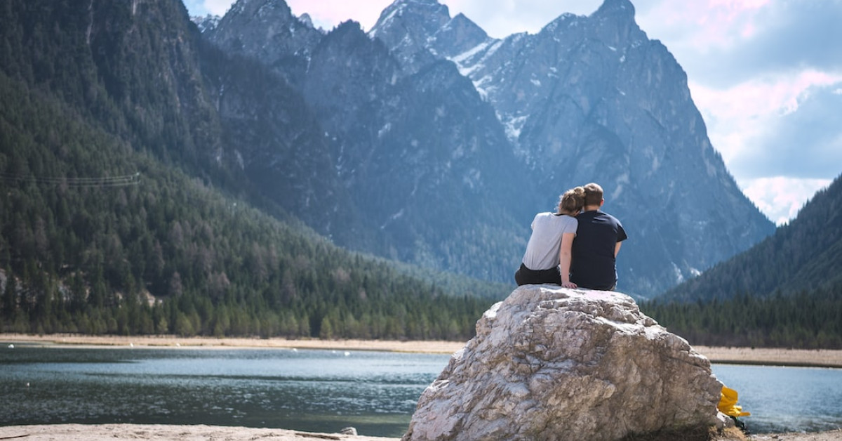 Unveiling Ben Shapiro's Relationship Status: Is He Married?