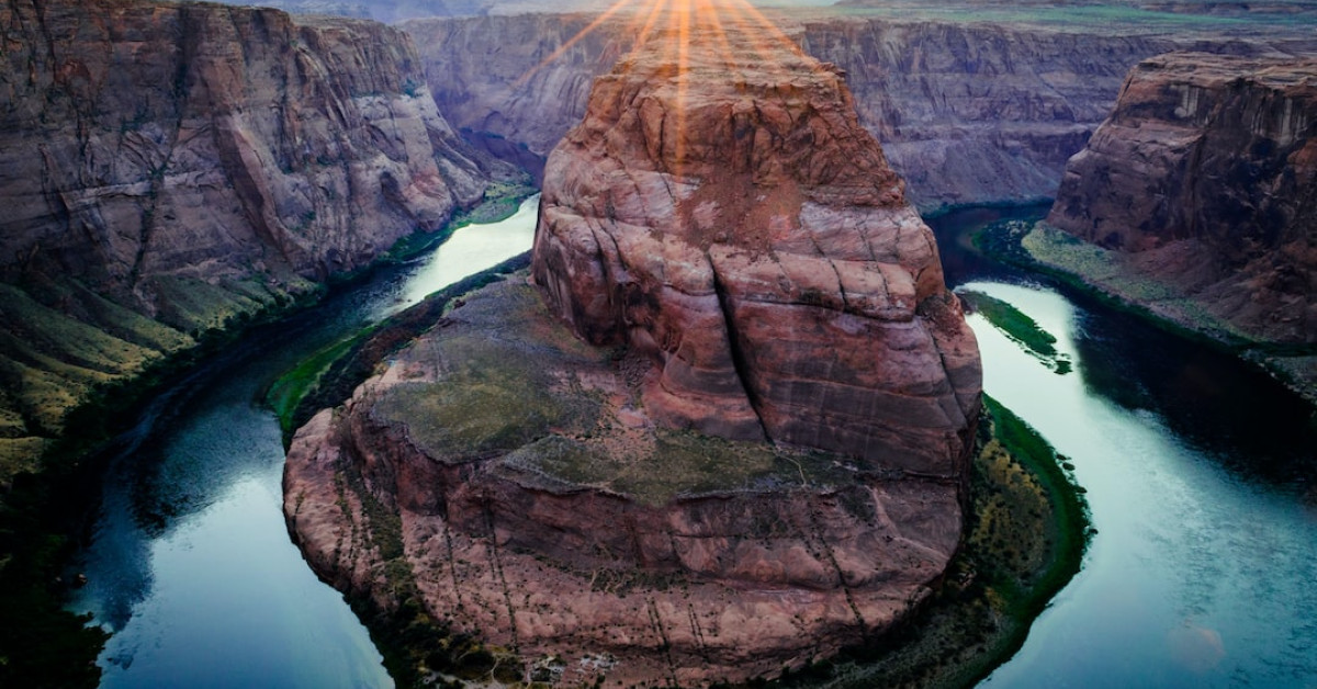 Image: Unveiling the glamorous lives of celebrities, your ultimate entertainment hub.