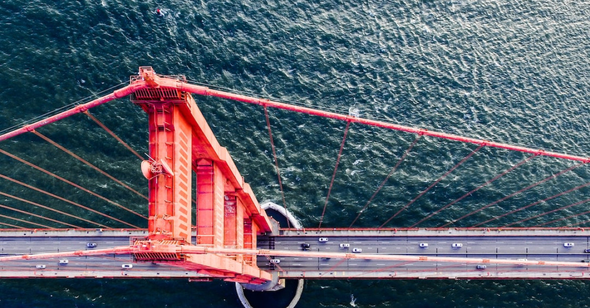 Top hybrid bikes for versatile riding experiences.